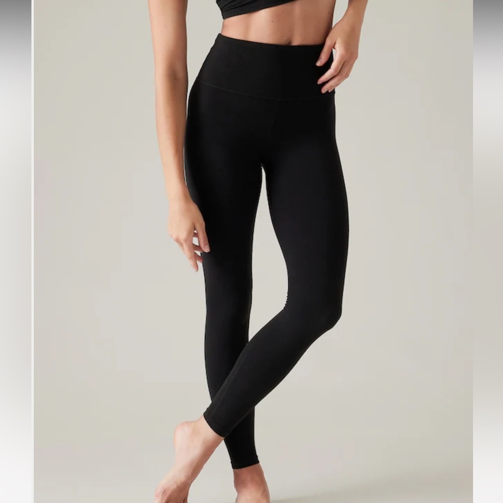 Athleta ultra high rise elation tight, black, size small